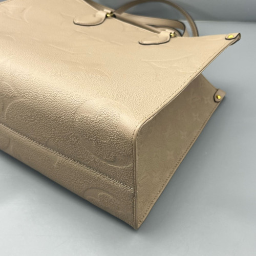 Louis Vuitton Onthego MM Monogram Empreinte Giant Grey Louis Vuitton Onthego MM Monogram Empreinte Giant Grey