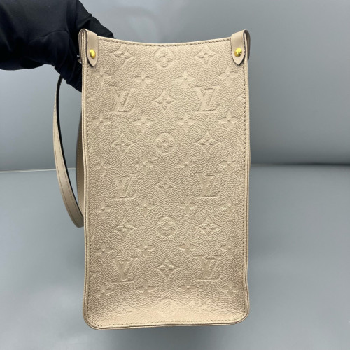 Louis Vuitton Onthego MM Monogram Empreinte Giant Grey Louis Vuitton Onthego MM Monogram Empreinte Giant Grey