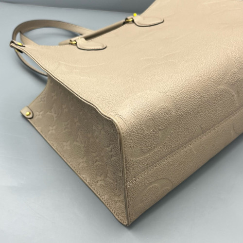 Louis Vuitton Onthego MM Monogram Empreinte Giant Grey Louis Vuitton Onthego MM Monogram Empreinte Giant Grey