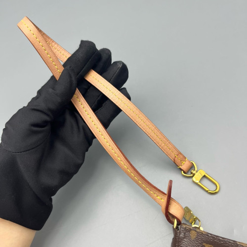Louis Vuitton Pochette Accessories Monogram Brown