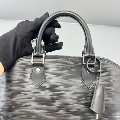 Louis Vuitton Alma MM Epi Black
