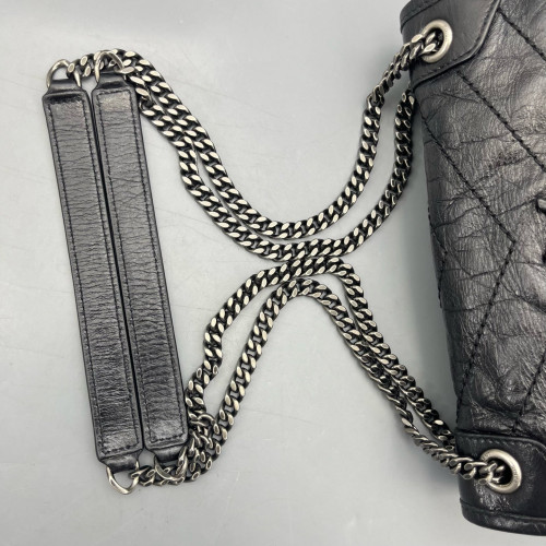 Yves Saint Laurent Mini Niki Chain Pull Up Leather Black Yves Saint Laurent Mini Niki Chain Pull Up Leather Black