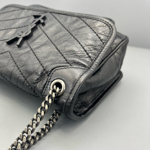 Yves Saint Laurent Mini Niki Chain Pull Up Leather Black Yves Saint Laurent Mini Niki Chain Pull Up Leather Black