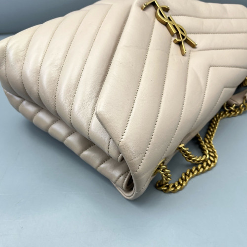 Yves Saint Laurent Medium Loulou Chain Calfskin Pink