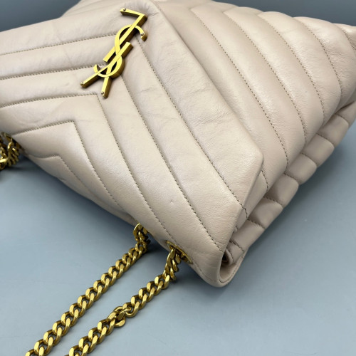 Yves Saint Laurent Medium Loulou Chain Calfskin Pink