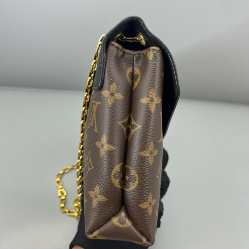 Louis Vuitton Pallas Chain Monogram Brown Red