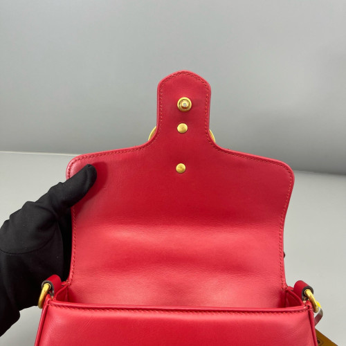 Gucci Mini GG Marmont Top Handle Chain Shoulder Bag Calfskin Red Gucci Mini GG Marmont Top Handle Chain Shoulder Bag Calfskin Red