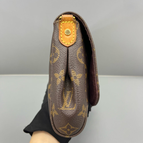 Louis Vuitton Favorite MM Monogram Brown