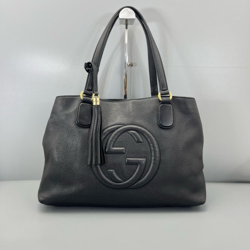 Gucci Medium Soho Shoulder Bag Calfskin Black