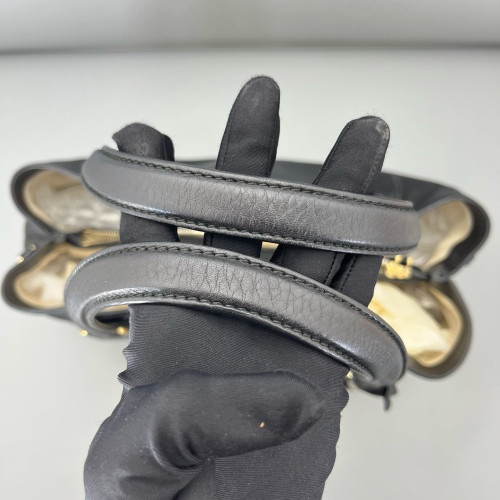 Gucci Medium Soho Shoulder Bag Calfskin Black