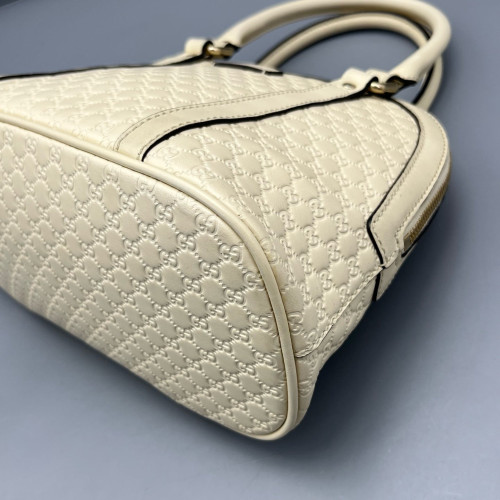 Gucci Mini Microguccissima Dome Bag Calfskin Beige Mystic White Gucci Mini Microguccissima Dome Bag Calfskin Beige Mystic White