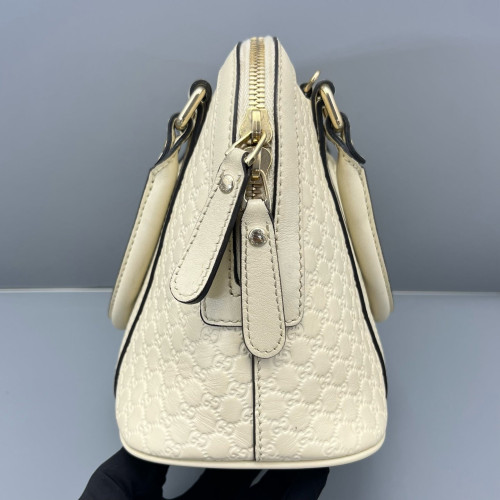 Gucci Mini Microguccissima Dome Bag Calfskin Beige Mystic White Gucci Mini Microguccissima Dome Bag Calfskin Beige Mystic White