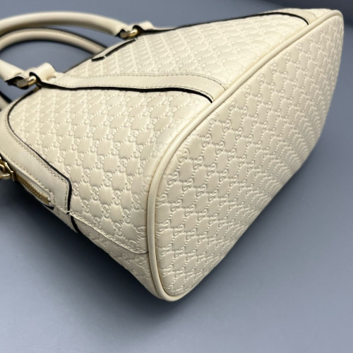 Gucci Mini Microguccissima Dome Bag Calfskin Beige Mystic White Gucci Mini Microguccissima Dome Bag Calfskin Beige Mystic White