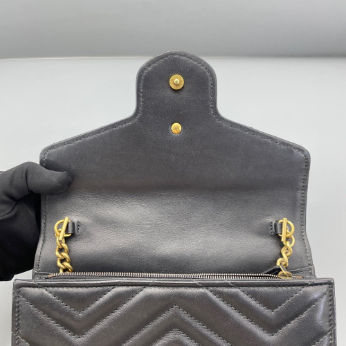 Gucci GG Marmont Chain Wallet Calfskin Black