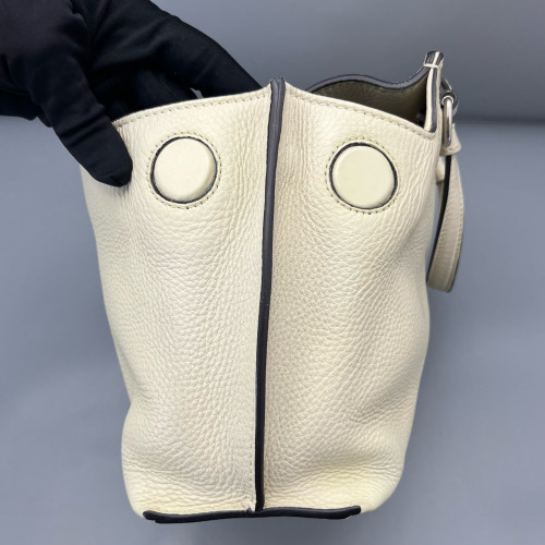 Gucci Bamboo Small Bamboo Daily Top Handle Bag Calfskin White Gucci Bamboo Small Bamboo Daily Top Handle Bag Calfskin White