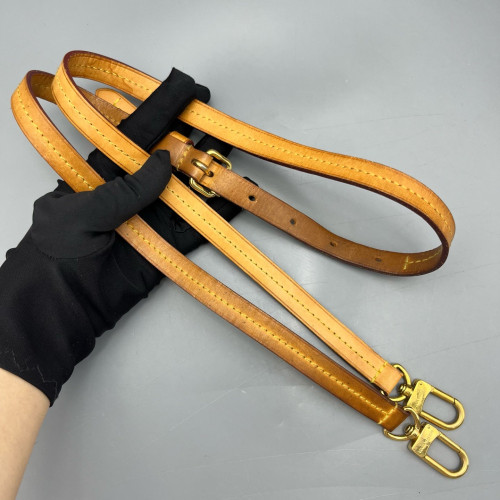 Louis Vuitton Retiro PM Monogram Brown