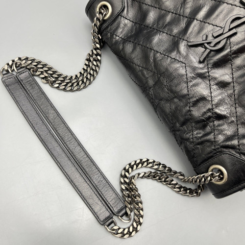 Yves Saint Laurent Large Niki Messenger Pull Up Leather Black