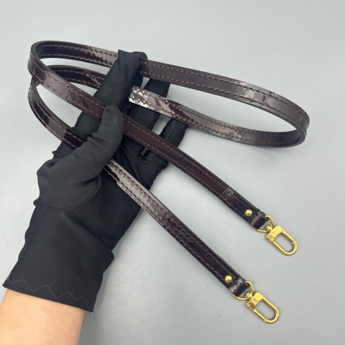 Louis Vuitton Alma BB Vernis Amarante