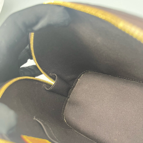 Louis Vuitton Alma BB Vernis Amarante