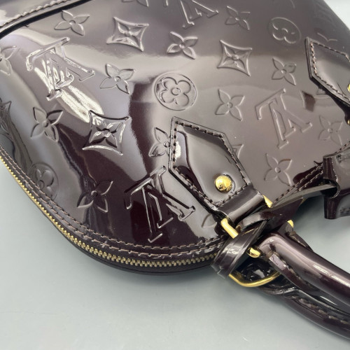 Louis Vuitton Alma BB Vernis Amarante