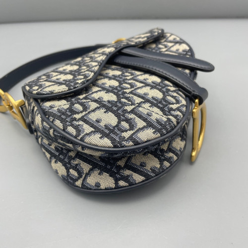 Dior Small Saddle Bag Oblique Beige Dior Small Saddle Bag Oblique Beige