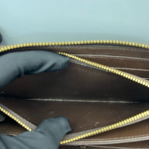 Louis Vuitton Zippy Wallet Damier Ebene Brown