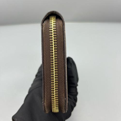 Louis Vuitton Zippy Wallet Damier Ebene Brown