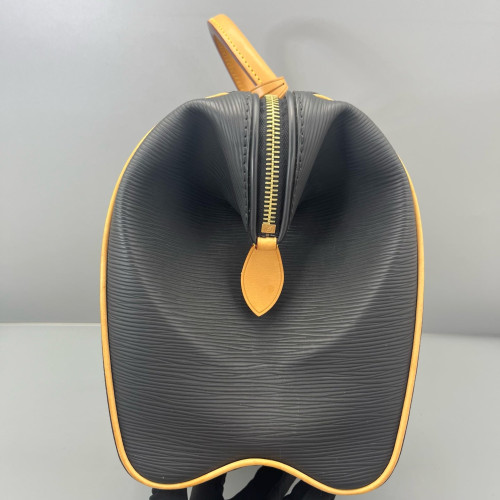 Louis Vuitton Speedy 30 Epi Black