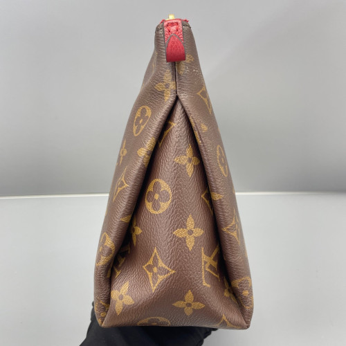 Louis Vuitton Clutch Monogram Brown