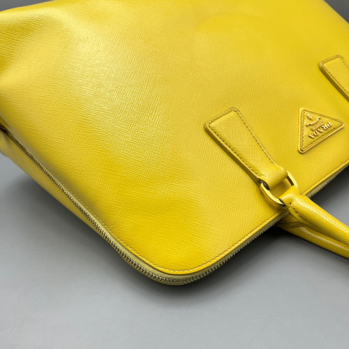 Prada Large Lux Promenade Tote Saffiano Calfskin Yellow Prada Large Lux Promenade Tote Saffiano Calfskin Yellow