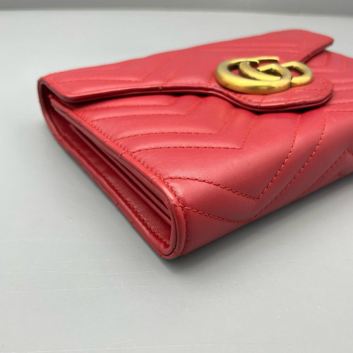 Gucci Matelasse GG Marmont Chain Wallet Calfskin Red