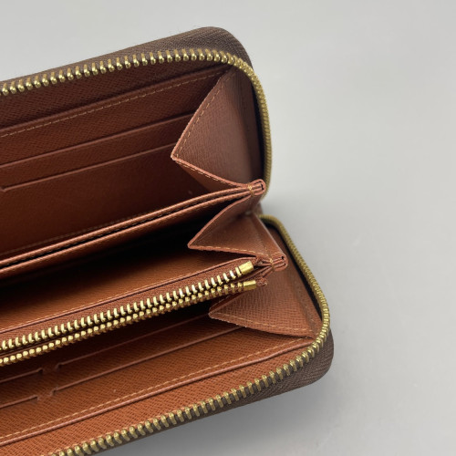 Louis Vuitton Clemence Walle Monogram Brown
