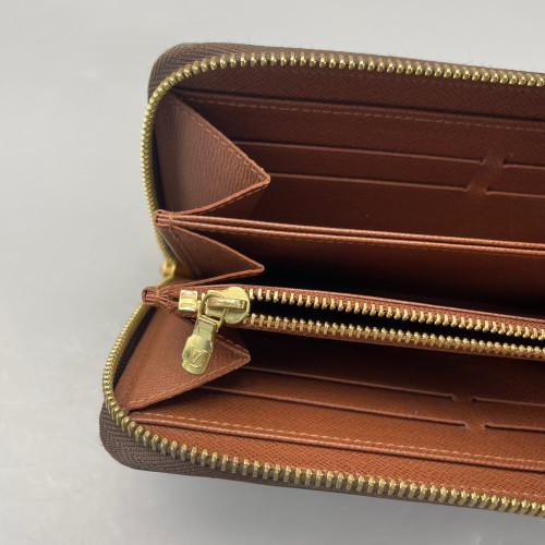 Louis Vuitton Clemence Walle Monogram Brown