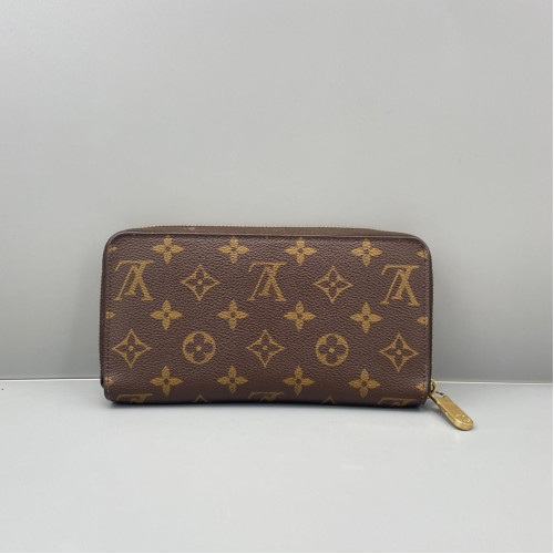Louis Vuitton Clemence Walle Monogram Brown