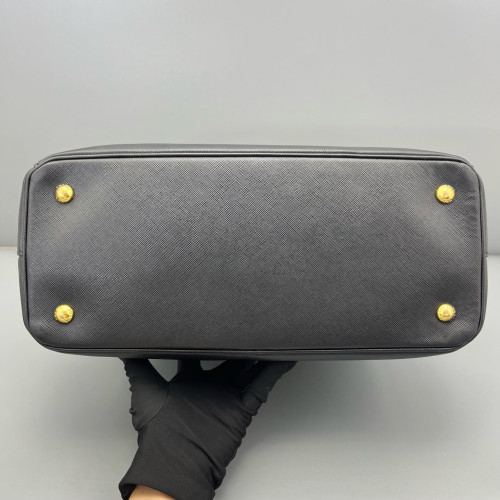 Prada Medium Galleria Double Zip Tote Saffiano Calfskin Black