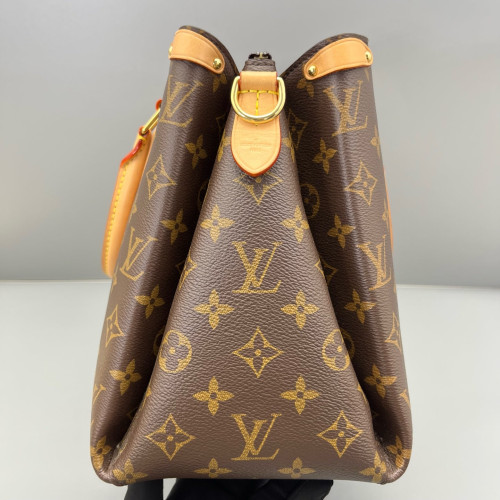Louis Vuitton Soufflot MM Monogram Brown
