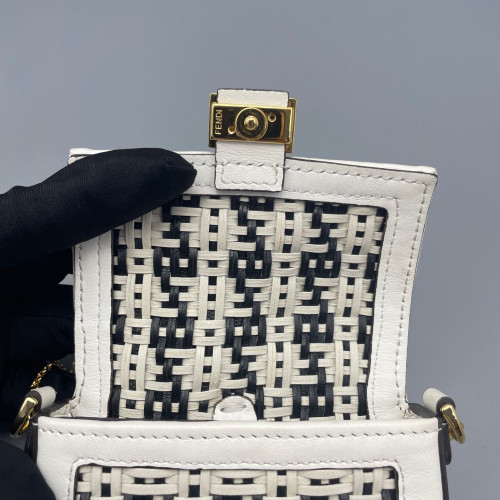 Fendi Wallet On Chain WOC Woven Zucca White Black