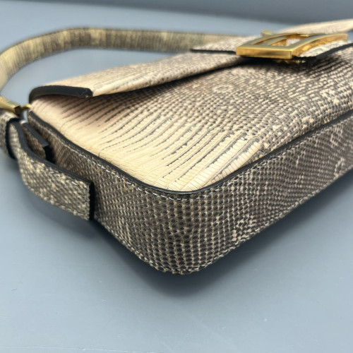 Fendi Medium Baguette Lizard Beige Brown