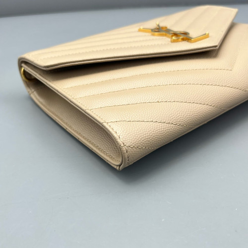 Yves Saint Laurent Clutch Caviar Nude Pink