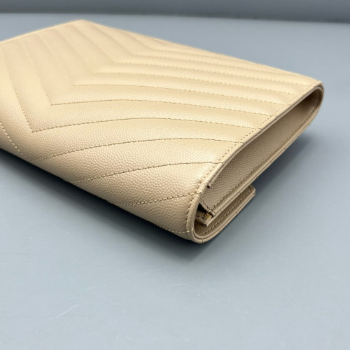 Yves Saint Laurent Clutch Caviar Nude Pink