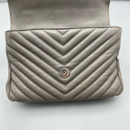 Yves Saint Laurent Medium Envelope Chain Wallet Calfskin Grey Yves Saint Laurent Medium Envelope Chain Wallet Calfskin Grey
