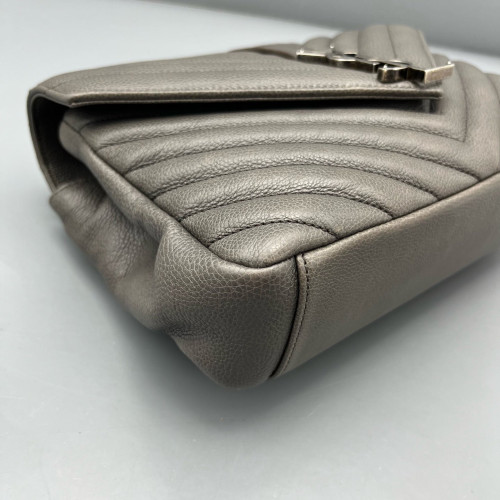 Yves Saint Laurent Medium Envelope Chain Wallet Calfskin Grey Yves Saint Laurent Medium Envelope Chain Wallet Calfskin Grey