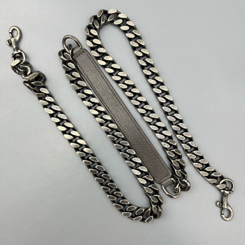 Yves Saint Laurent Medium Envelope Chain Wallet Calfskin Grey Yves Saint Laurent Medium Envelope Chain Wallet Calfskin Grey