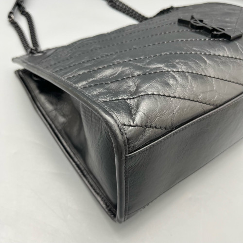 Yves Saint Laurent Medium Niki Shopping Tote Pull Up Leather Black Yves Saint Laurent Medium Niki Shopping Tote Pull Up Leather Black