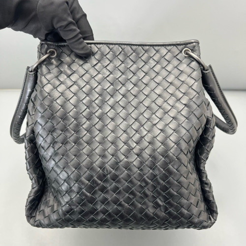 Bottega Veneta Tote Bag Lambskin Intrecciato Nappa Black Bottega Veneta Tote Bag Lambskin Intrecciato Nappa Black