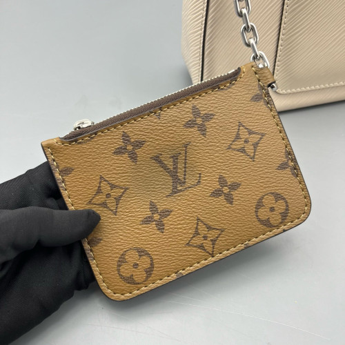 Louis Vuitton Marelle Handbag Epi White