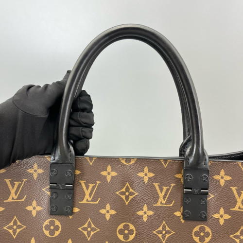 Louis Vuitton Sac Plat Monogram Dark Brown Light Brown