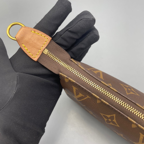Louis Vuitton Pochette Accessories Monogram Dark Brown Light Brown Louis Vuitton Pochette Accessories Monogram Dark Brown Light Brown