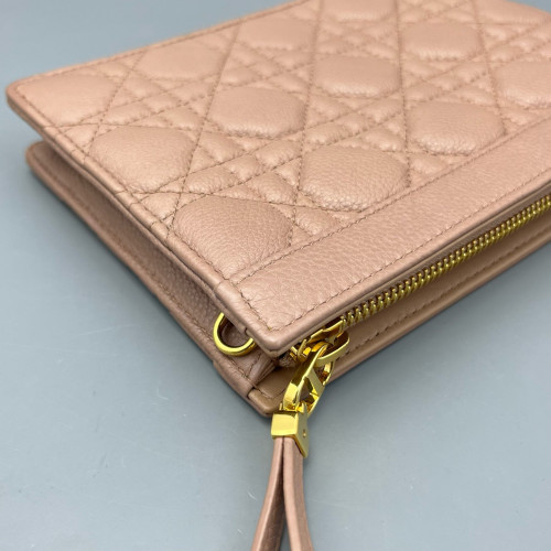 Dior Clutch With Chain Calfskin Pink