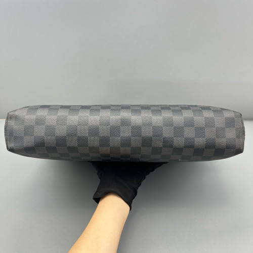 Louis Vuitton Avenue Soft Briefcase Damier Graphite Graphite Light Grey Louis Vuitton Avenue Soft Briefcase Damier Graphite Graphite Light Grey